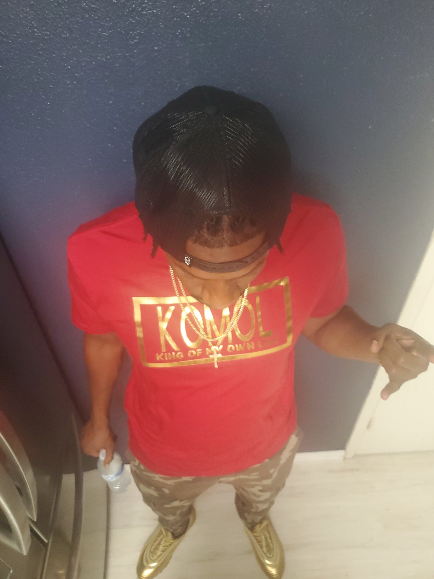 Red KOMOL Gold Standard Tee. King style. 